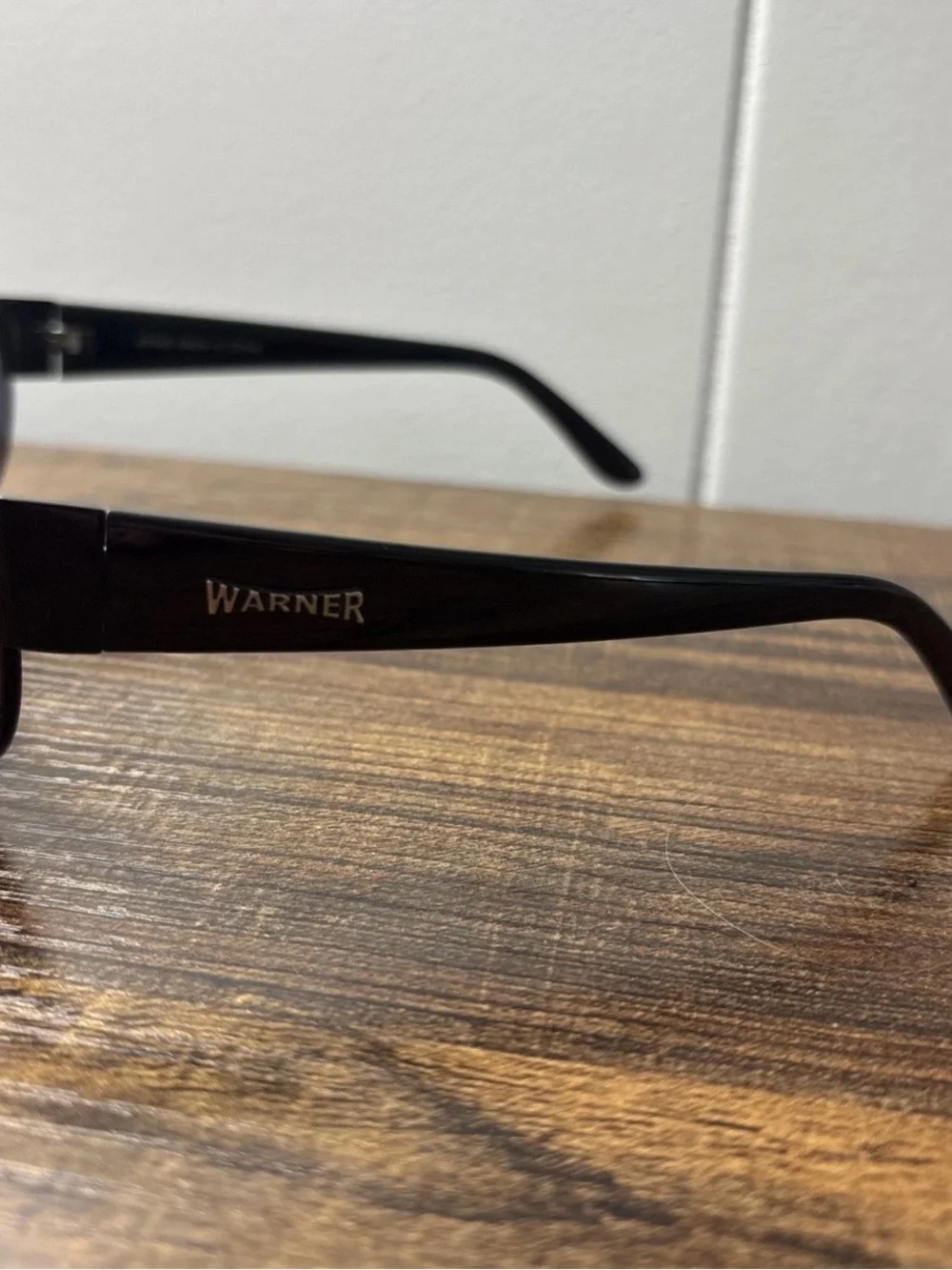 Warner's Men's Black Aviator Sunglasses